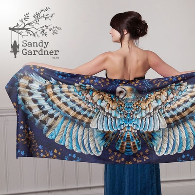 Sandy Gardner, wing scarf, owl gift, barn owl, owl scarf, owl shawl, silk scarf, sandi gardiner, sandy gardener